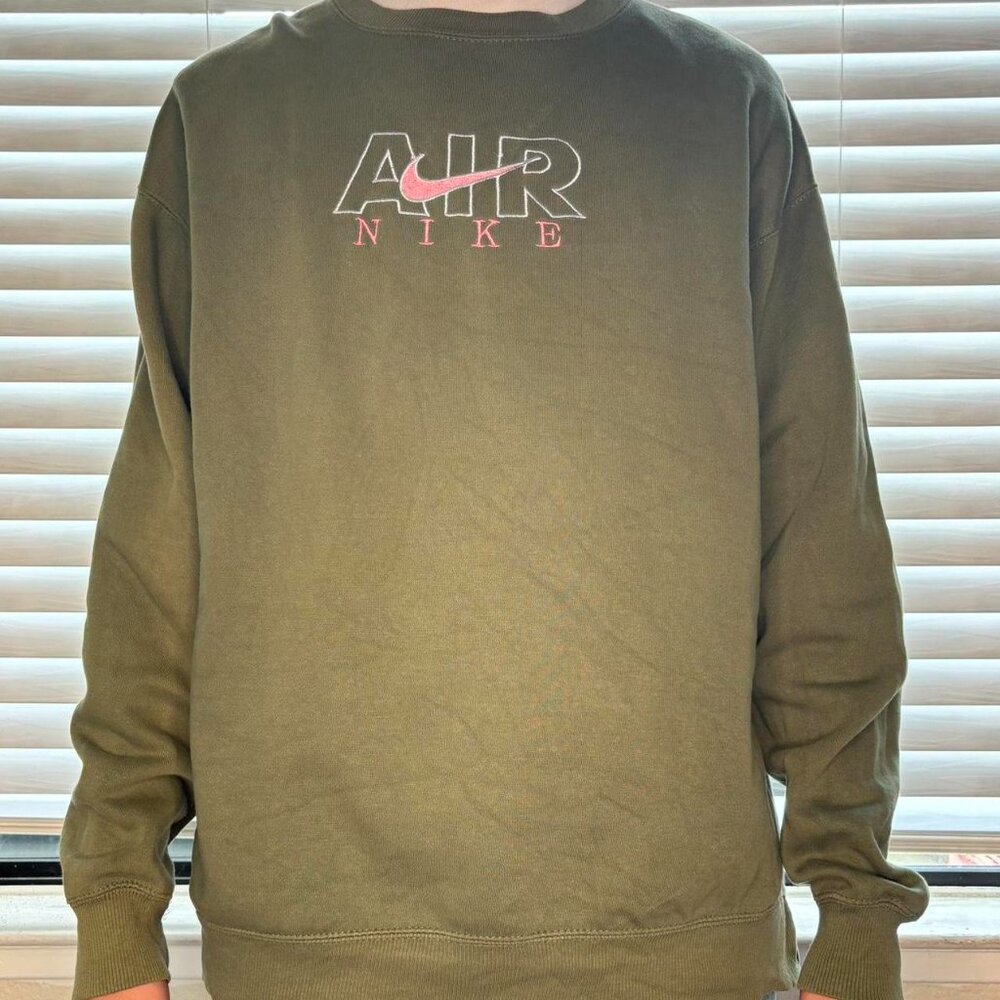 Nike Men's Green and Pink Sweatshirt
